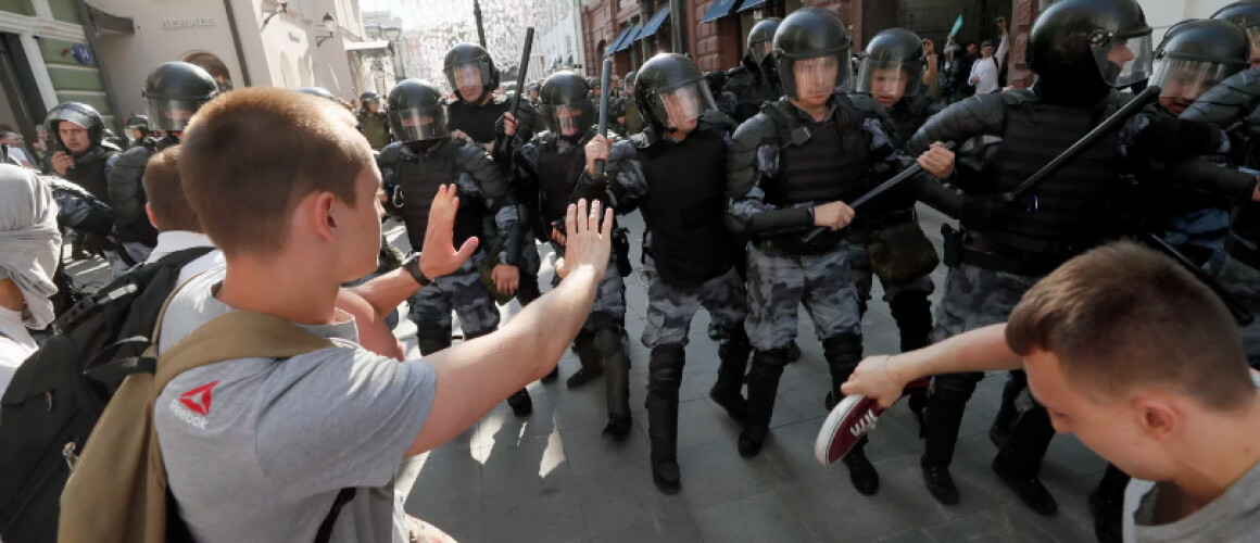 Акция протеста 27 июля 2019 года. в Москве. Фото: Юрий Кочетков / EPA / ТАСС